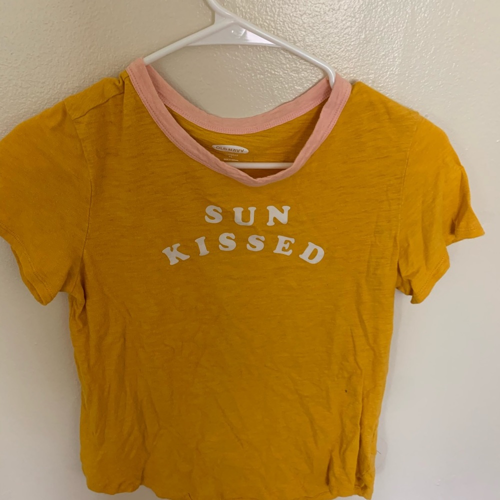 Old Navy Yellow Sunkissed Graphic Tee Women’s XS